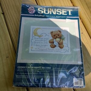 Sunset baby hugs precious keepsakes cuddly bear birth counted cross stitch NWT